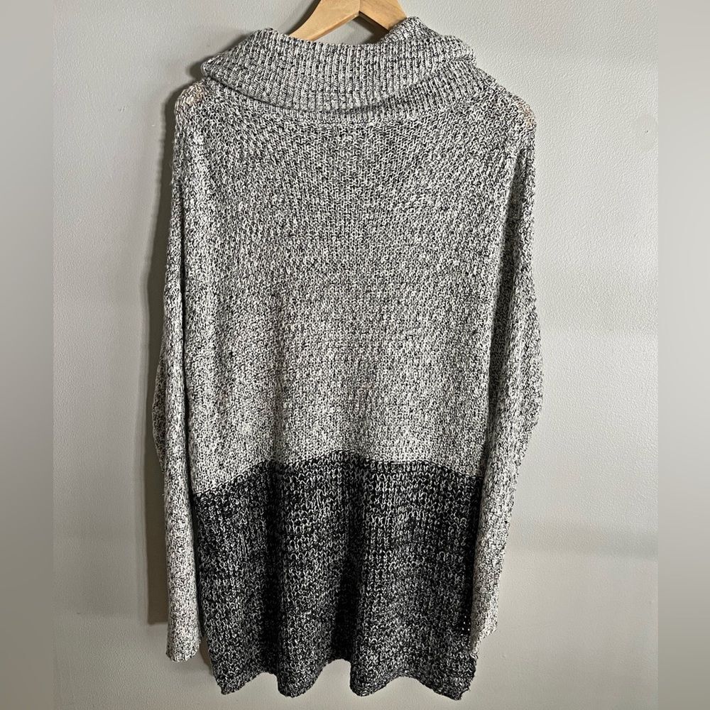 Thml Gray Relaxed Fit Color-Block Two Tones Cozy … - image 6